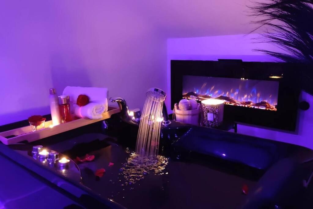Logement Romantique Et Cosy Charleroi Eksteriør billede