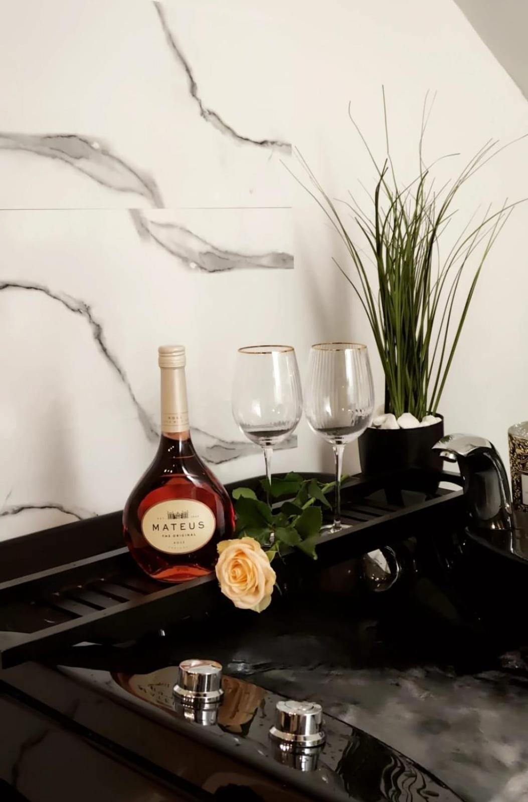 Logement Romantique Et Cosy Charleroi Eksteriør billede